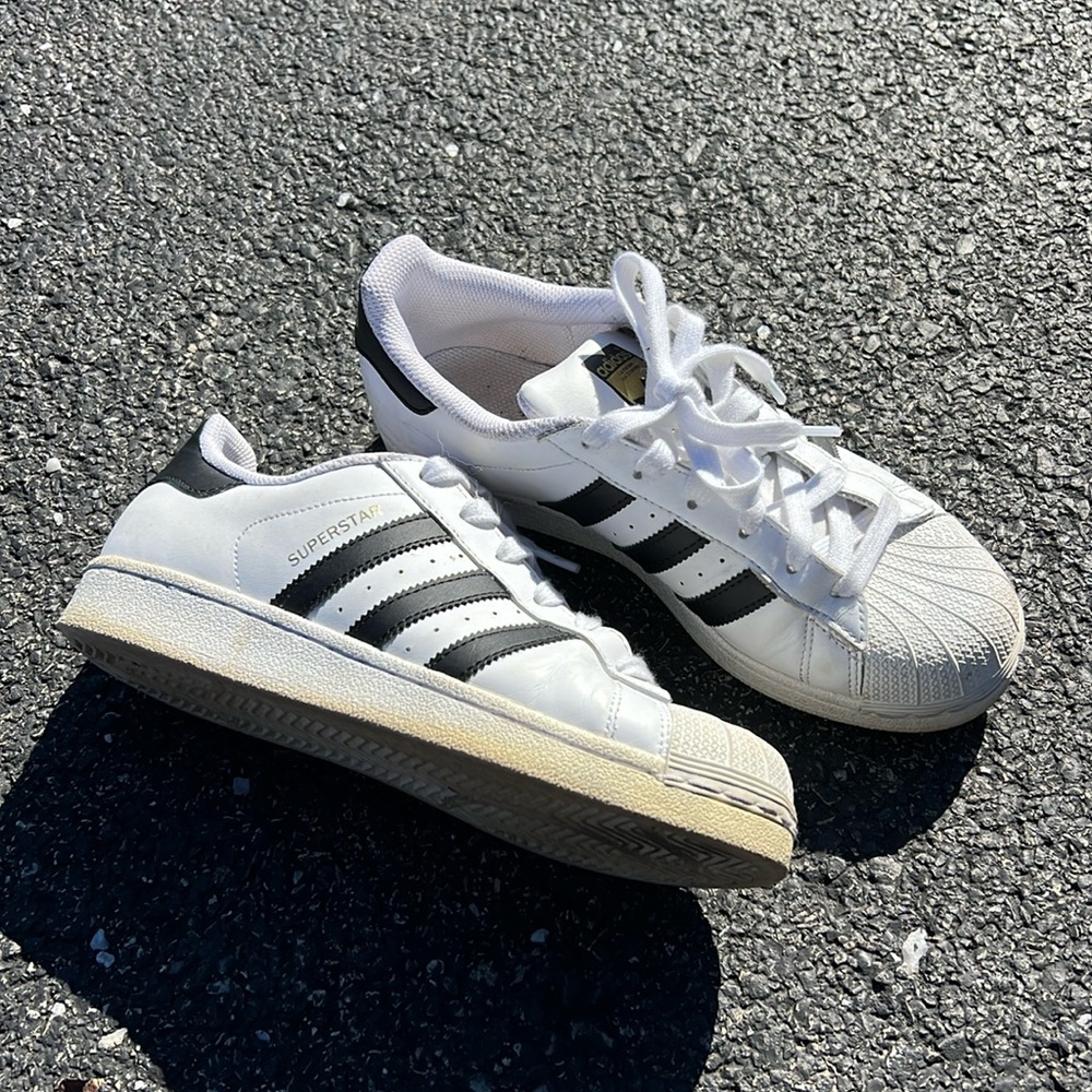 Adidas Class Superstar Sneakers